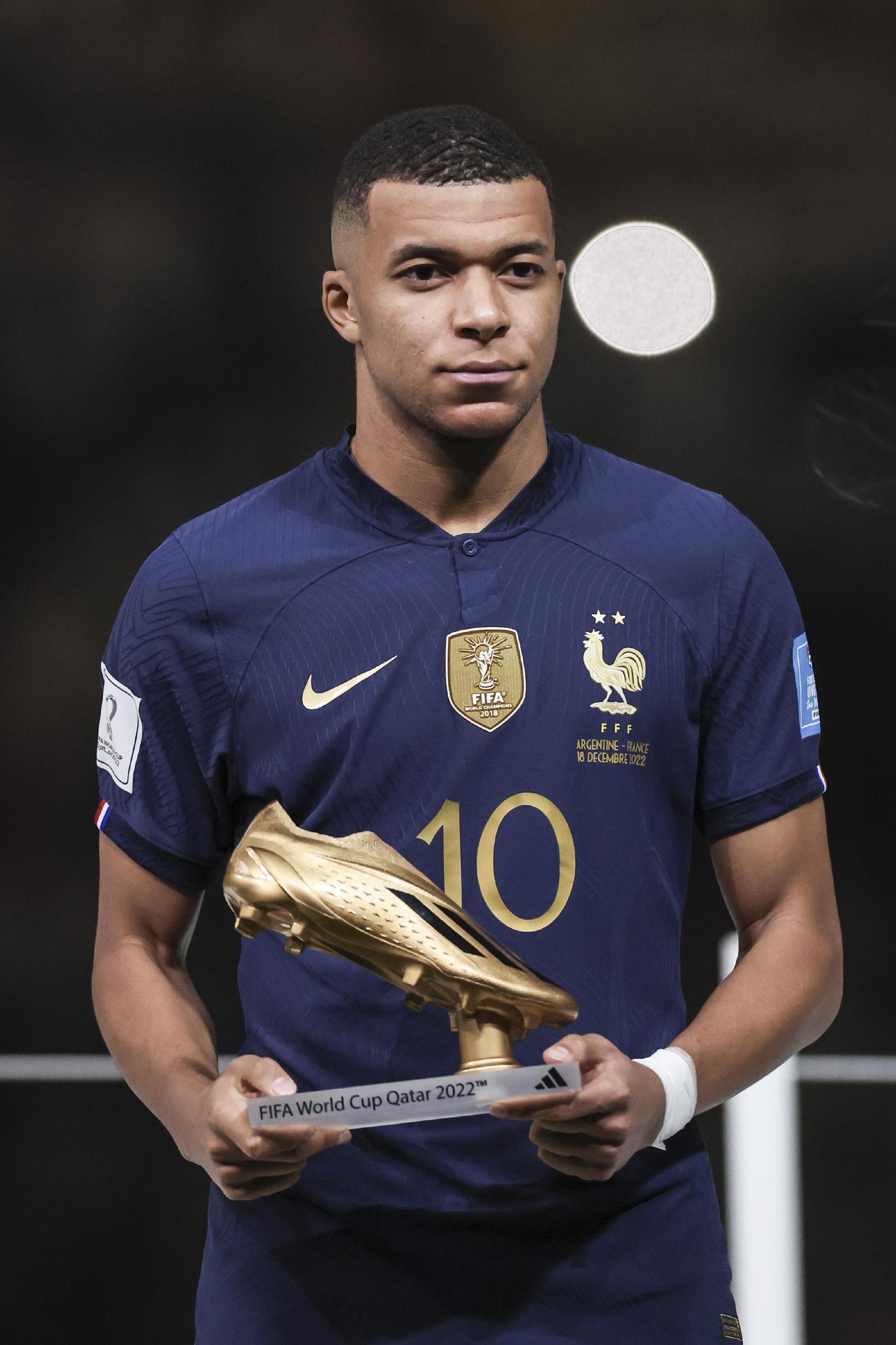 阵容调整到位 谁能首战告捷