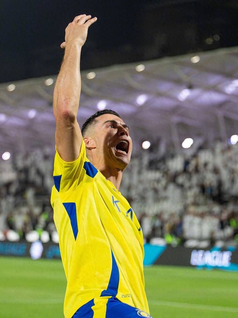 师出传奇！Complex晒乔丹科比赛场照对比图